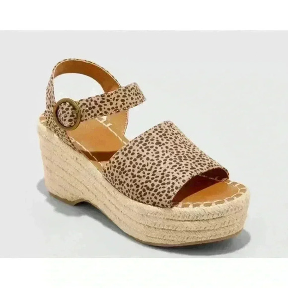 Women's Morgan Espadrille Wedge - Universal Thread - Picture 1 of 8